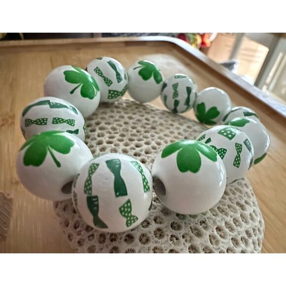 Luck of the Irish Clover Wood Beaded Stretch Bracelet St Patricks Day Ne… - Picture 11 of 12